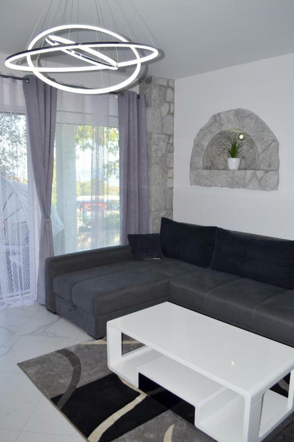 Tj Apartment Krk Town Exterior photo